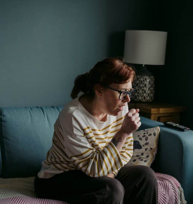 Husten Selbstbehandlung Homöopathie Arzneimittel Adrian Schneider Naturheilpraktiker m. eidg. Dipl. in Homöopathie